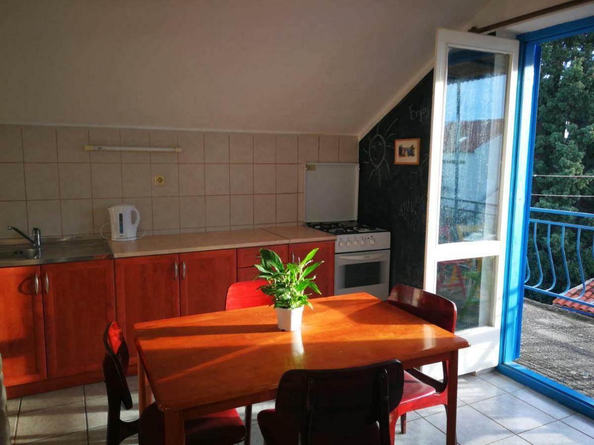 Gorka Apartment *